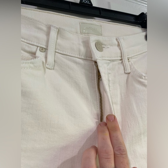 Mother The Rascal Crop Fray Jeans In Cream Puffs Size 25 Casual Trendy Preppy - Picture 8 of 15